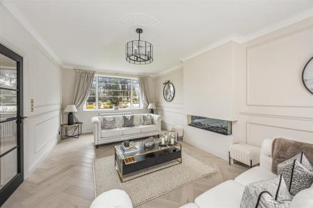 Sea lane, 89, The Pearl-010.JPG