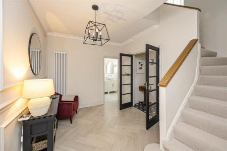 Sea lane, 89, The Pearl-013.JPG