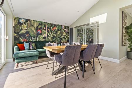 33 Alinora Crescent-033.JPG