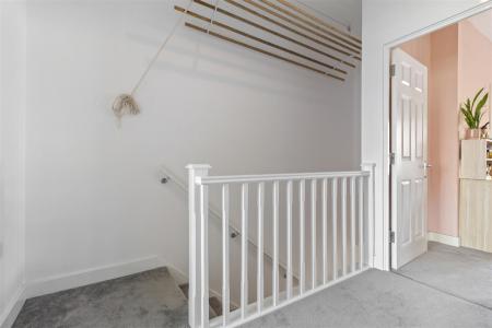 Eirene Avenue, 8-013.JPG