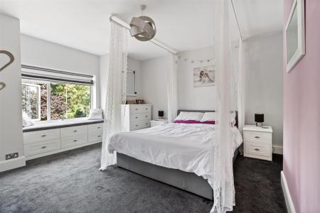 The Drive,76-001.jpg