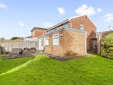 14 Crosby Close-018.JPG