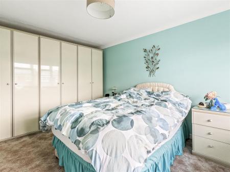 14 Crosby Close-007.JPG