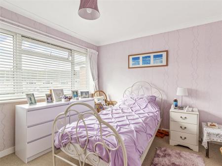 14 Crosby Close-005.JPG