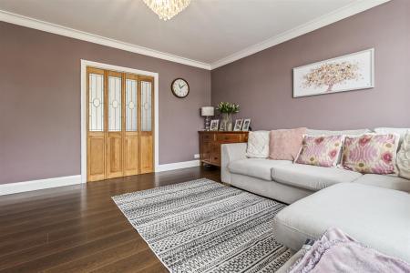 38 Robson Road-011.JPG