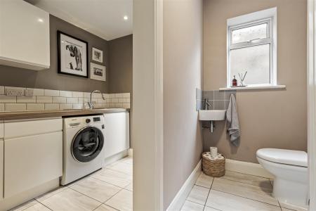 38 Robson Road-012.JPG