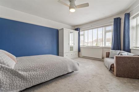 38 Robson Road-021.JPG