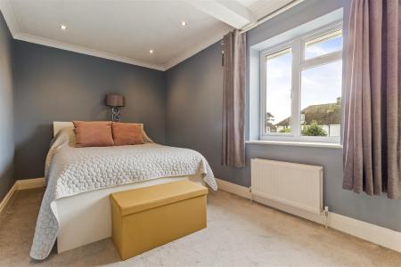 38 Robson Road-018.JPG