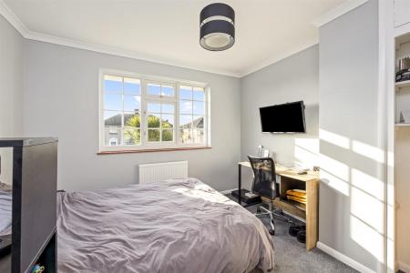 Nutley Crescent, 97-023.JPG