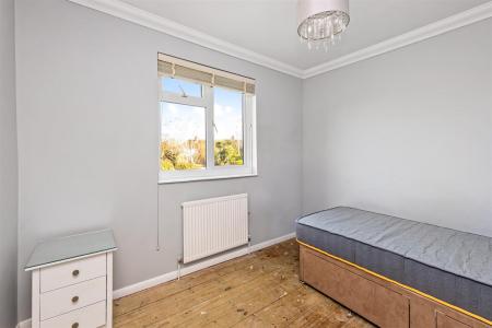 Nutley Crescent, 97-021.JPG