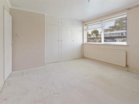 36 College Gardens-009.JPG