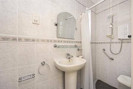 Bodiam Avenue 3-015.jpg