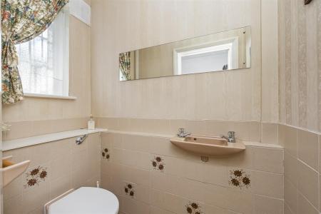 Bodiam Avenue 3-011.jpg