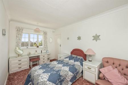 Bodiam Avenue 3-009.jpg