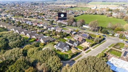 Bodiam Avenue 3-025logo.jpg