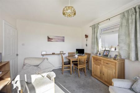 Goring Way, 175-002.JPG