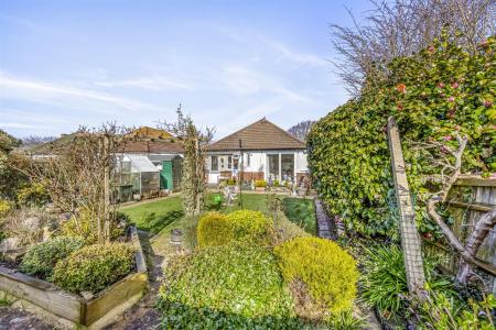 Goring Way, 175-012(1).jpg