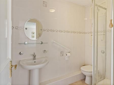 4 Shrewsbury Court-010.JPG