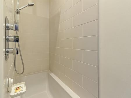 68, Richmond Road Worthing, BN11 4AF-012.JPG