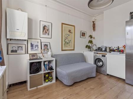 68, Richmond Road Worthing, BN11 4AF-010.JPG