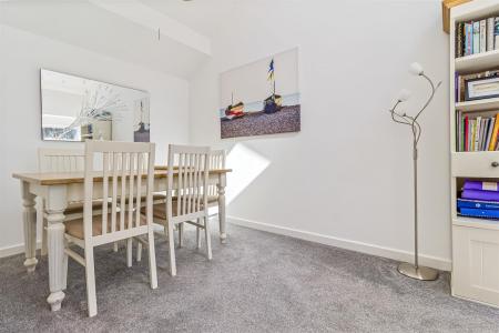 45 Fernhurst Drive-007.JPG