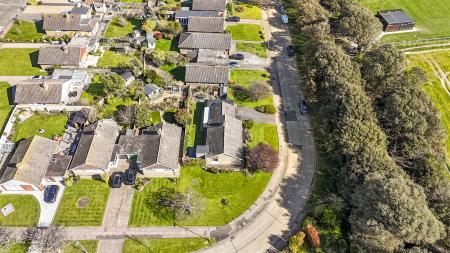 45 Fernhurst Drive-002.JPG