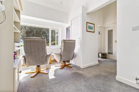 45 Fernhurst Drive-008.JPG