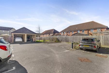 3 Gresley Court-013.JPG