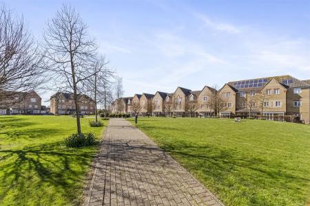 3 Gresley Court-014.JPG