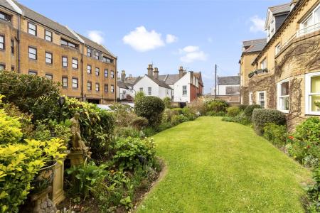 84 Belmaine Court-012.JPG