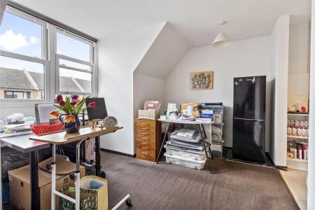 84 Belmaine Court-003.JPG