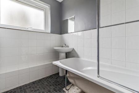 41 Dorchester Gardens-005.JPG