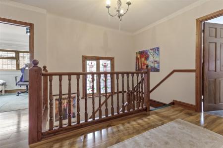 27 Withdean Avenue-029.JPG