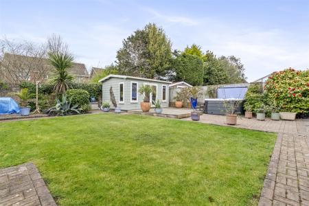 27 Withdean Avenue-015.JPG