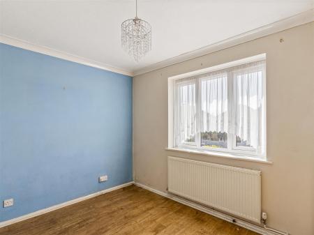 31 Chesham Close-005.JPG