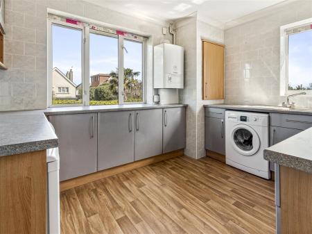 31 Chesham Close-009.JPG