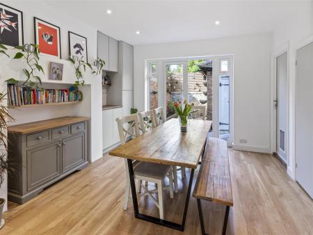95 Lansdown Road-013.JPG