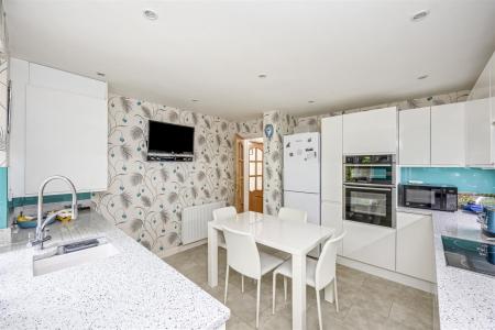 Bury Drive 25-017.JPG