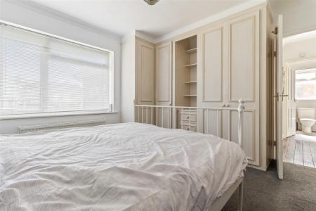 66 Adur Avenue-005.JPG