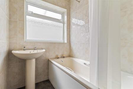 66 Adur Avenue-007.JPG