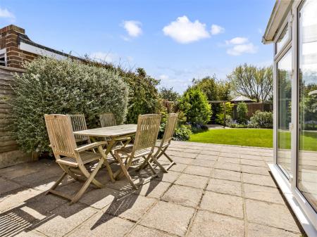 9 Sandown Avenue-011.JPG