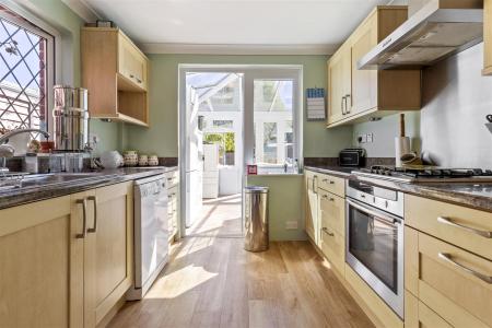 81 Palatine Road-015.JPG