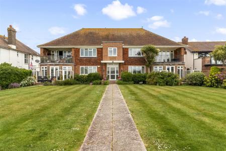 4 Cowdray Court-021.JPG