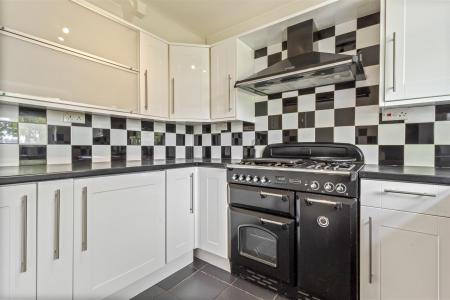 4 Canberra Road-004.JPG