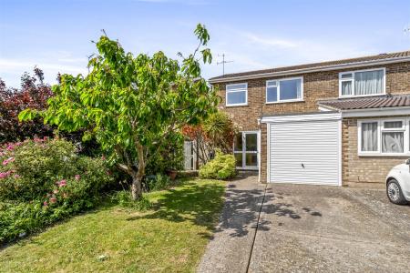 4 Canberra Road-016.JPG