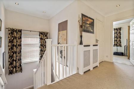 9 Church Close-014.JPG