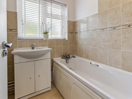 st aubyns court-008.JPG