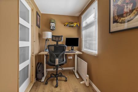 7 Chancton View Road-026.JPG
