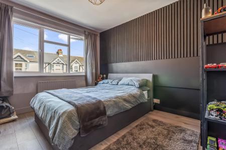 7 Chancton View Road-012.JPG