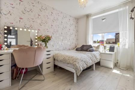 7 Chancton View Road-010.JPG